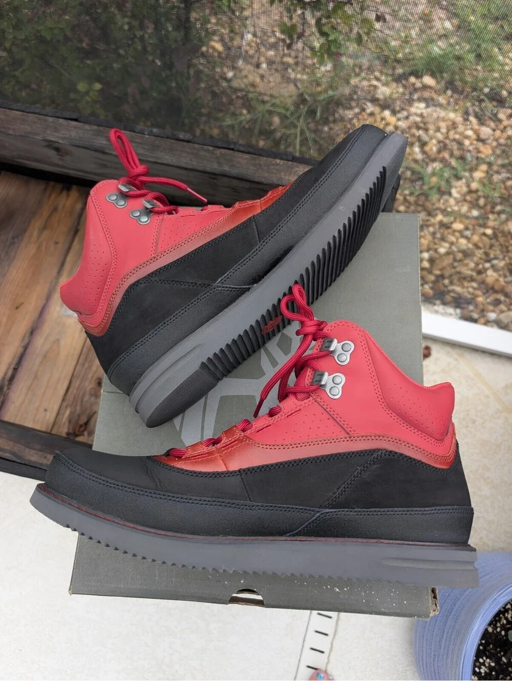 Timberland 43 North Mid Waterproof Boots Mens Size 11.5 Urban Hiking Red/Black